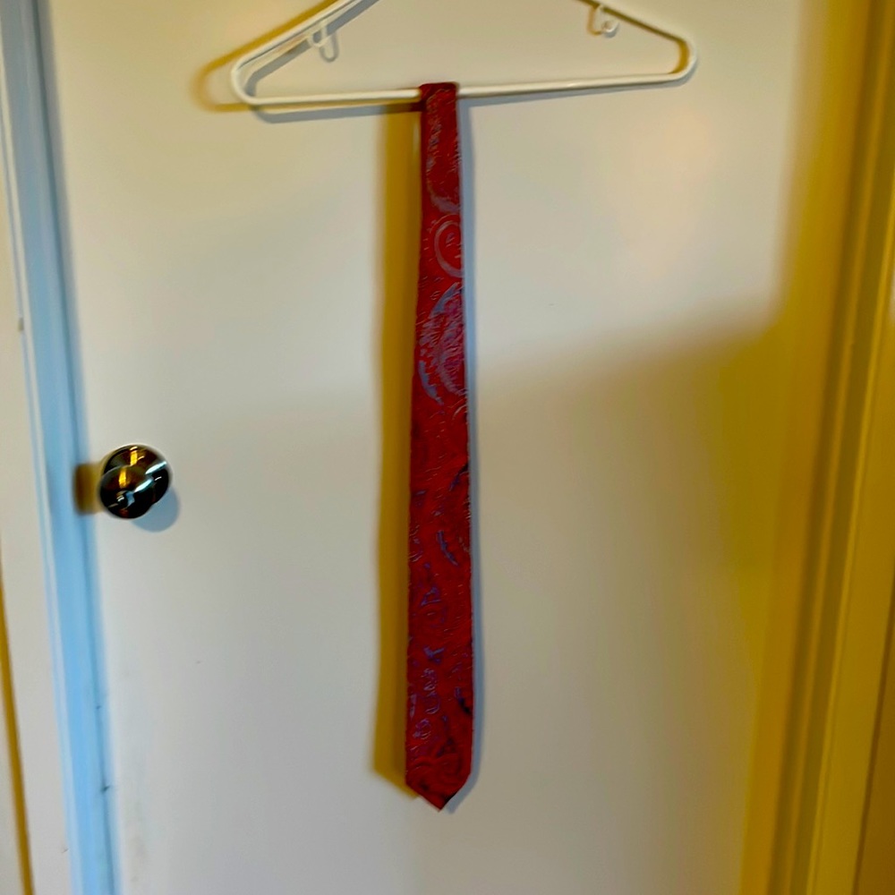 Orange blue and white tie